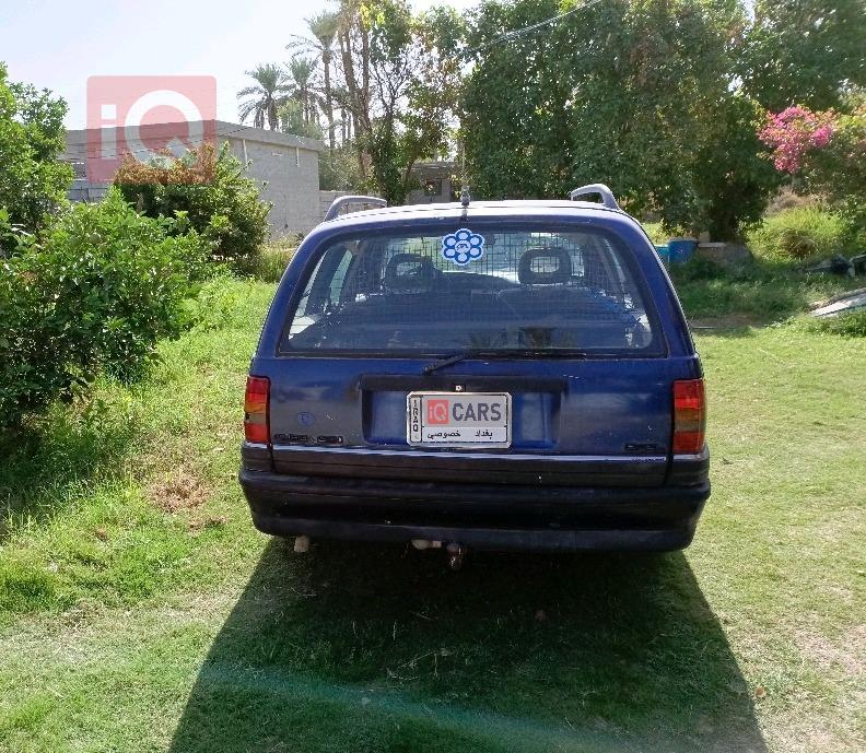 اوبل أوميغا